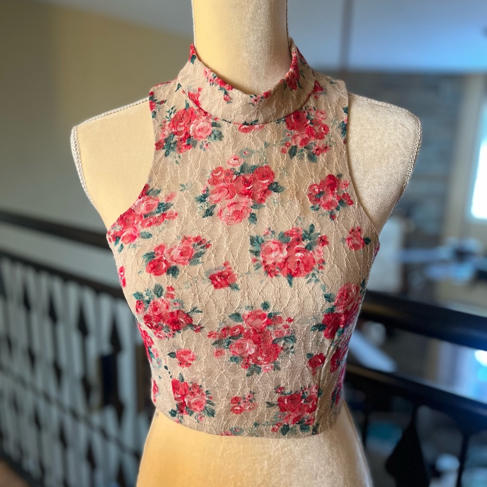 Small floral crop top